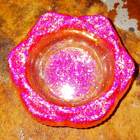 Handmade Lotus Flower Candle Holder Hombre Pink w/ Glitter Accents - Picture 2 of 2